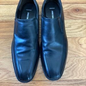 Johnston & Murphy sheepskin dress shoes